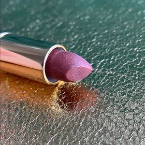 Estée Lauder PureColor Long Lasting Lipstick